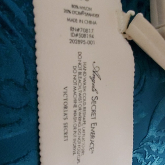 Bra - Picture 2 of 3